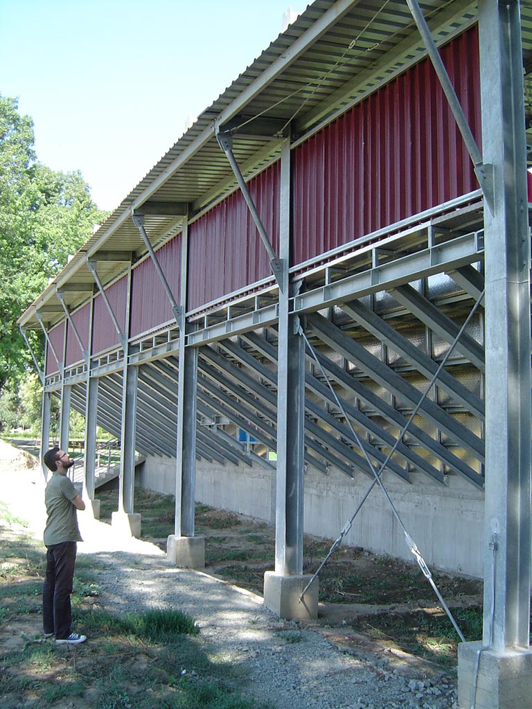 Steel structures for buildings